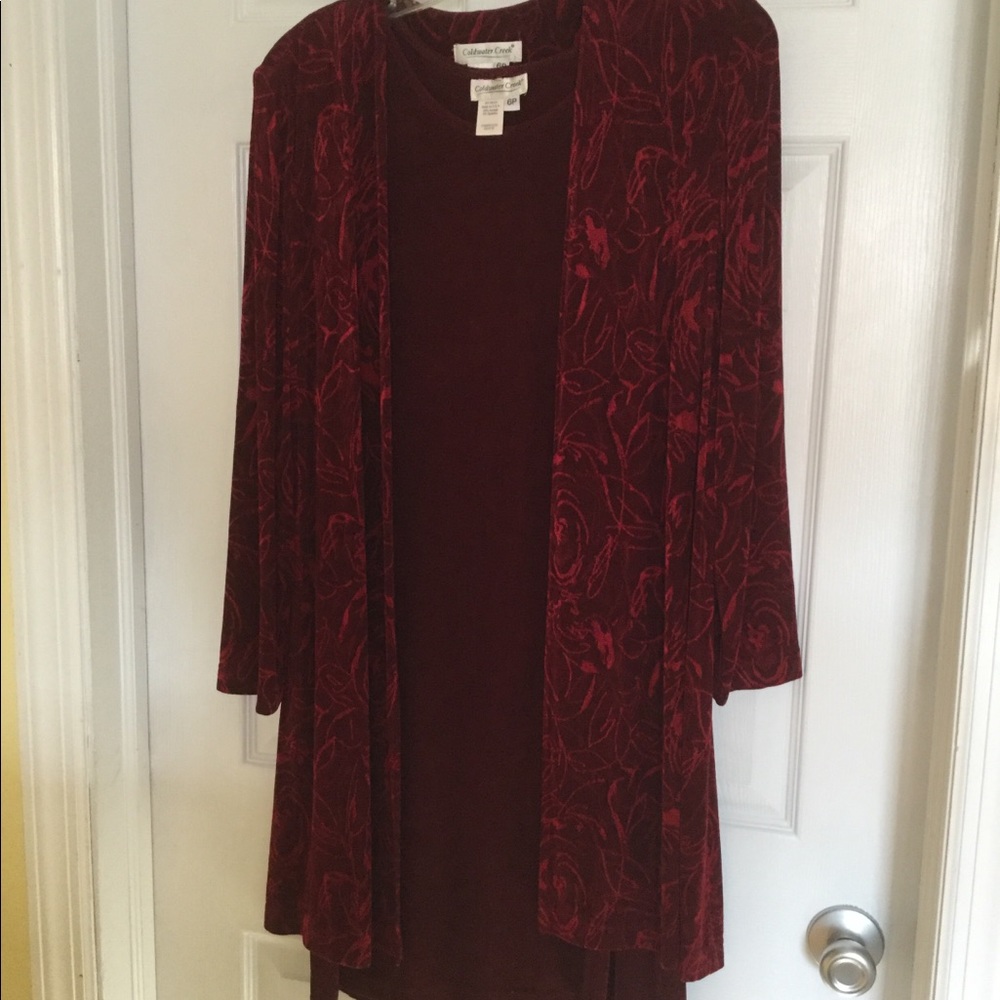 Ladies sleeveless dress with coat